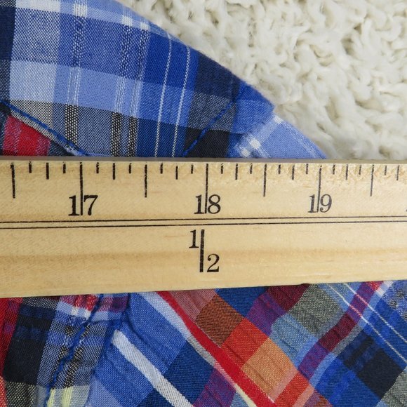 J. Campbell* Men's Short Sleeve Button Down Curved Hem‎ Plaid Shirt~ Size Medium - Picture 9 of 13